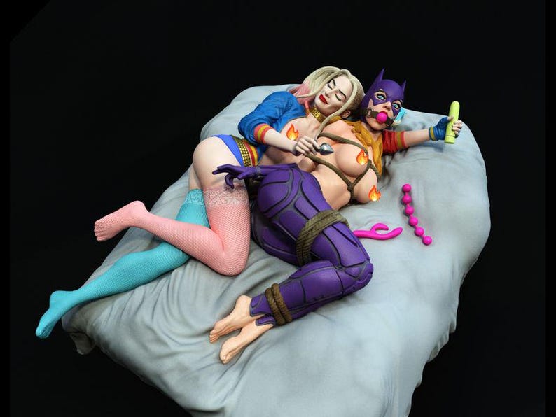 1830 Harley Quinn and Batgirl NSFW - STL 3D Print Files